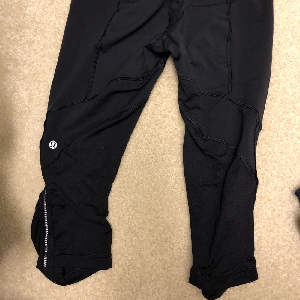 Lululemon size 4 cropped leggings